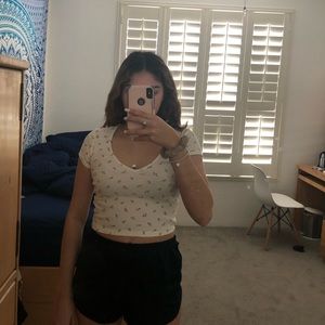 Crop top